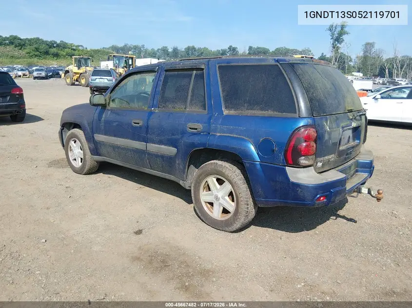 2005 Chevrolet Trailblazer Ls VIN: 1GNDT13S052119701 Lot: 45667482