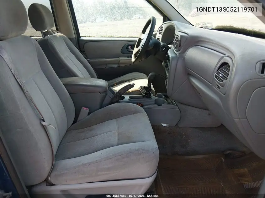 2005 Chevrolet Trailblazer Ls VIN: 1GNDT13S052119701 Lot: 45667482