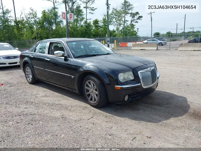 2005 Chrysler 300C VIN: 2C3JA63HX5H104654 Lot: 45081013