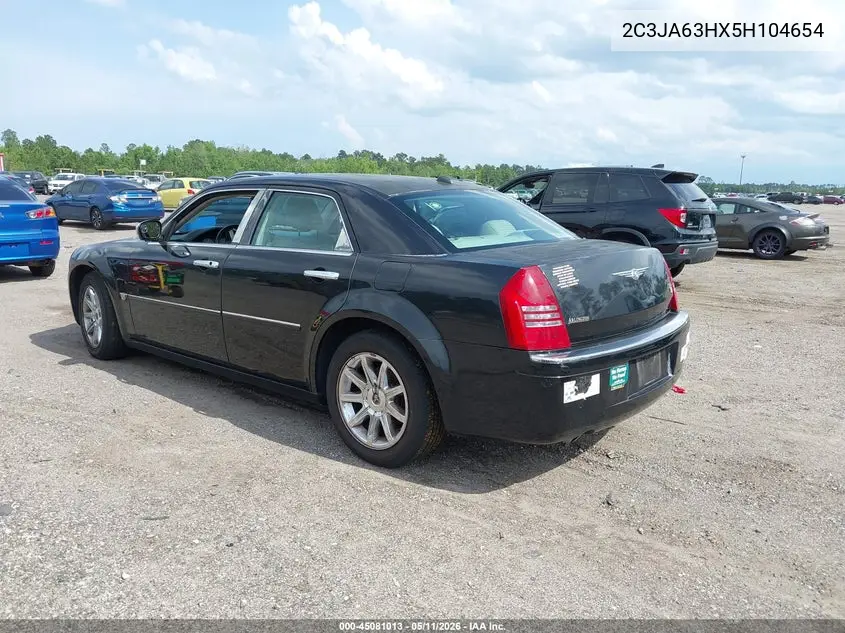 2005 Chrysler 300C VIN: 2C3JA63HX5H104654 Lot: 45081013