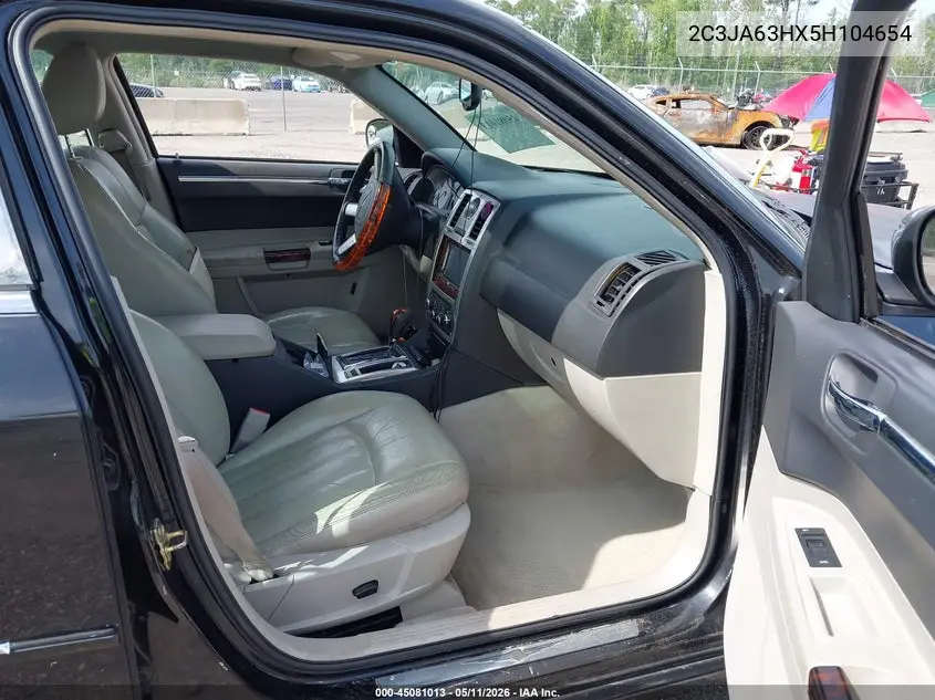 2005 Chrysler 300C VIN: 2C3JA63HX5H104654 Lot: 45081013
