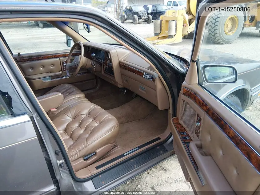 1988 Chrysler New Yorker C-Body Landau VIN: 1C3BU6638JD155332 Lot: 45250806