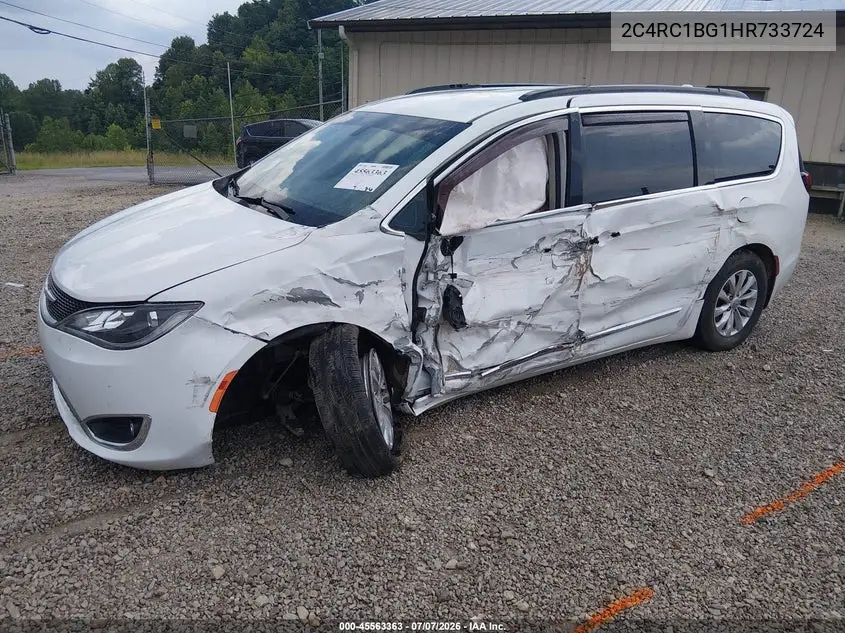2017 Chrysler Pacifica Touring-L VIN: 2C4RC1BG1HR733724 Lot: 45563363