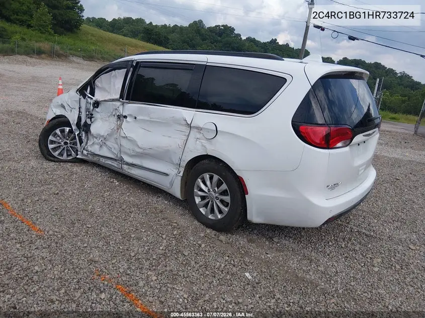 2017 Chrysler Pacifica Touring-L VIN: 2C4RC1BG1HR733724 Lot: 45563363