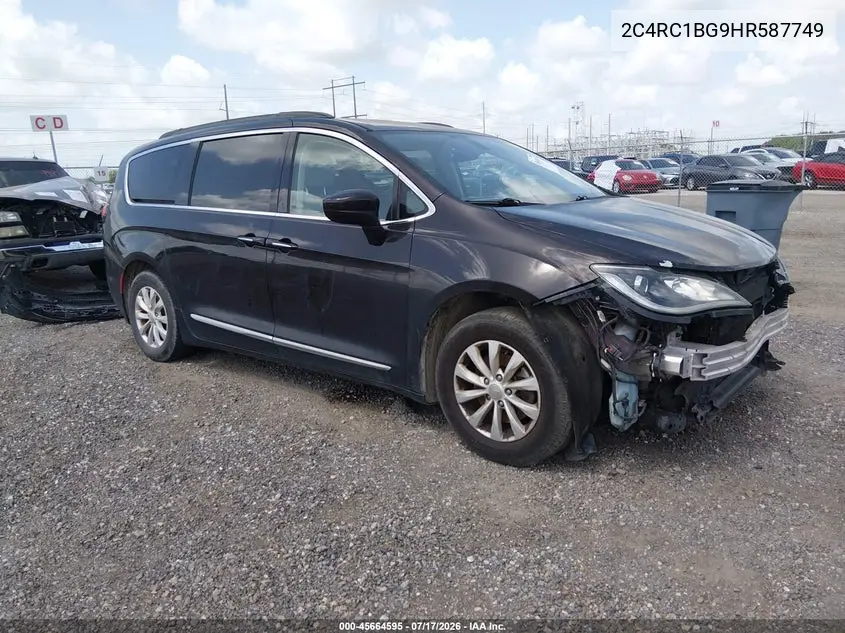 2017 Chrysler Pacifica Touring-L VIN: 2C4RC1BG9HR587749 Lot: 45664595
