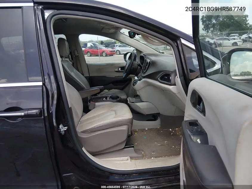 2017 Chrysler Pacifica Touring-L VIN: 2C4RC1BG9HR587749 Lot: 45664595
