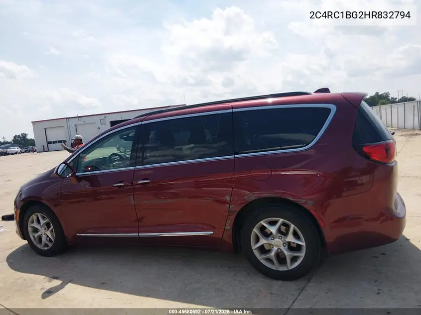 2017 Chrysler Pacifica Touring-L VIN: 2C4RC1BG2HR832794 Lot: 45680692