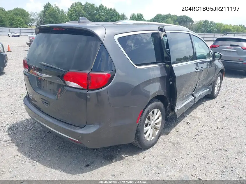 2018 Chrysler Pacifica Touring L VIN: 2C4RC1BG5JR211197 Lot: 45665230