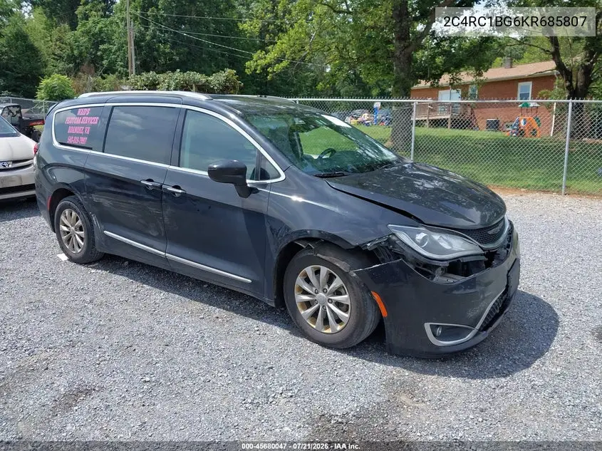 2019 Chrysler Pacifica Touring L VIN: 2C4RC1BG6KR685807 Lot: 45680047
