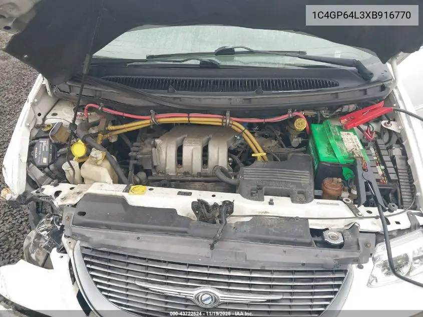 1C4GP64L3XB916770 1999 Chrysler Town & Country Limited
