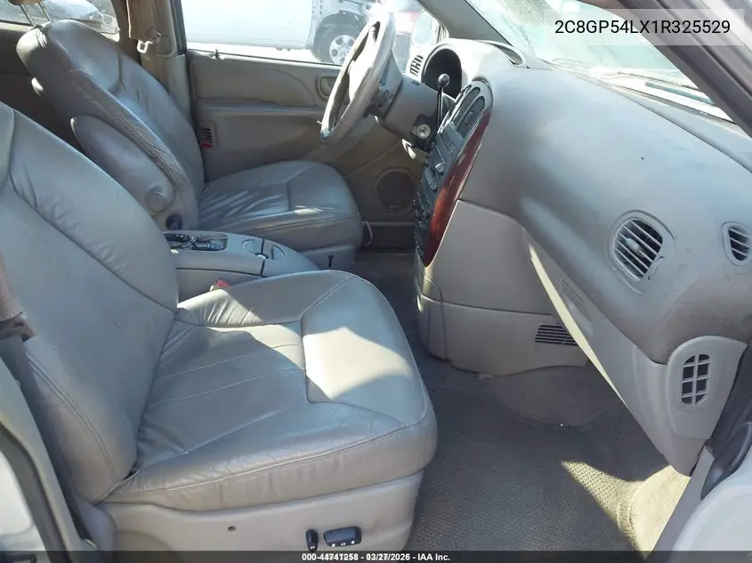 2C8GP54LX1R325529 2001 Chrysler Town & Country Lxi