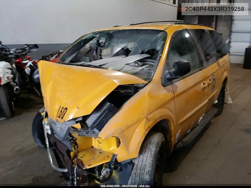 2C4GP443X3R319258 2003 Chrysler Town & Country Lx