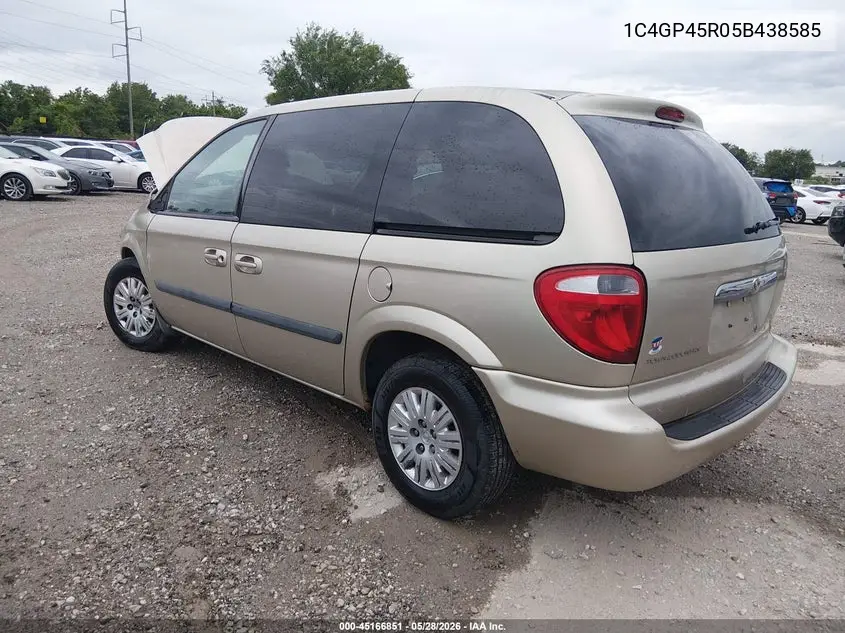 2005 Chrysler Town & Country VIN: 1C4GP45R05B438585 Lot: 45166851