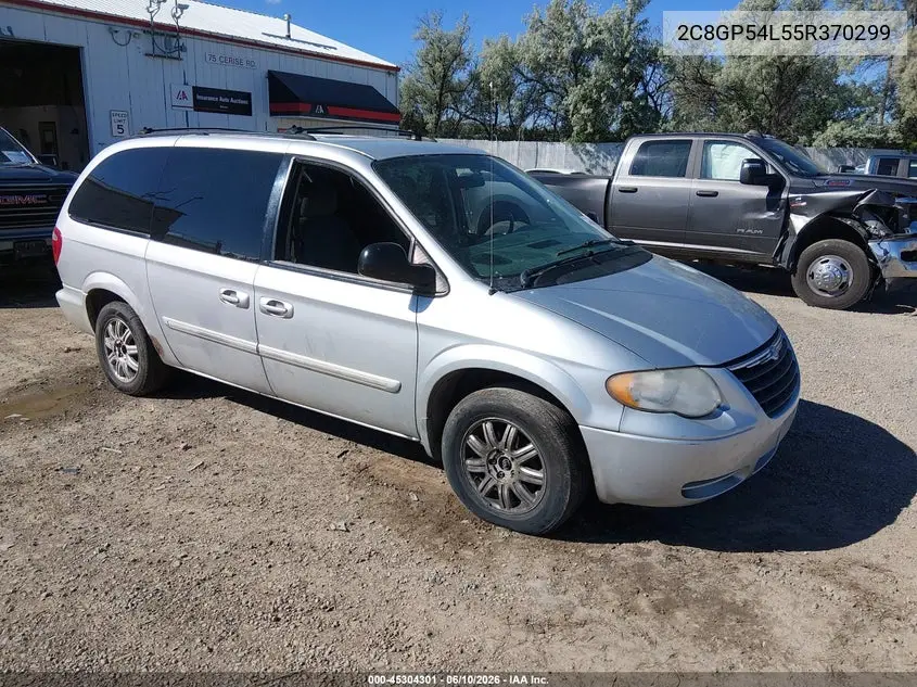 2005 Chrysler Town & Country Touring VIN: 2C8GP54L55R370299 Lot: 45304301