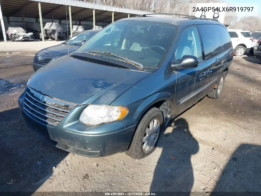 2A4GP54LX6R919797 2006 Chrysler Town & Country Touring