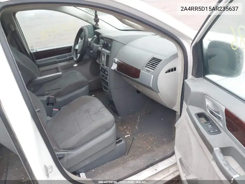 2A4RR5D15AR235637 2010 Chrysler Town & Country Touring