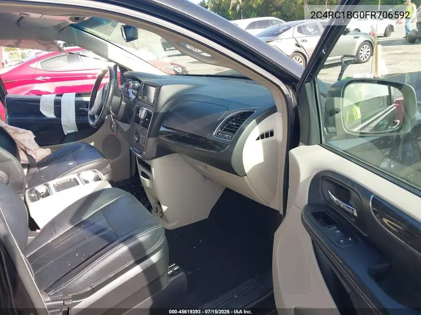 2015 Chrysler Town & Country Touring VIN: 2C4RC1BG0FR706592 Lot: 45619393