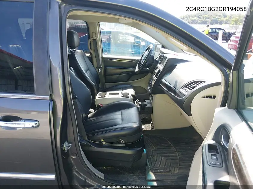2016 Chrysler Town & Country Touring VIN: 2C4RC1BG2GR194058 Lot: 45385985