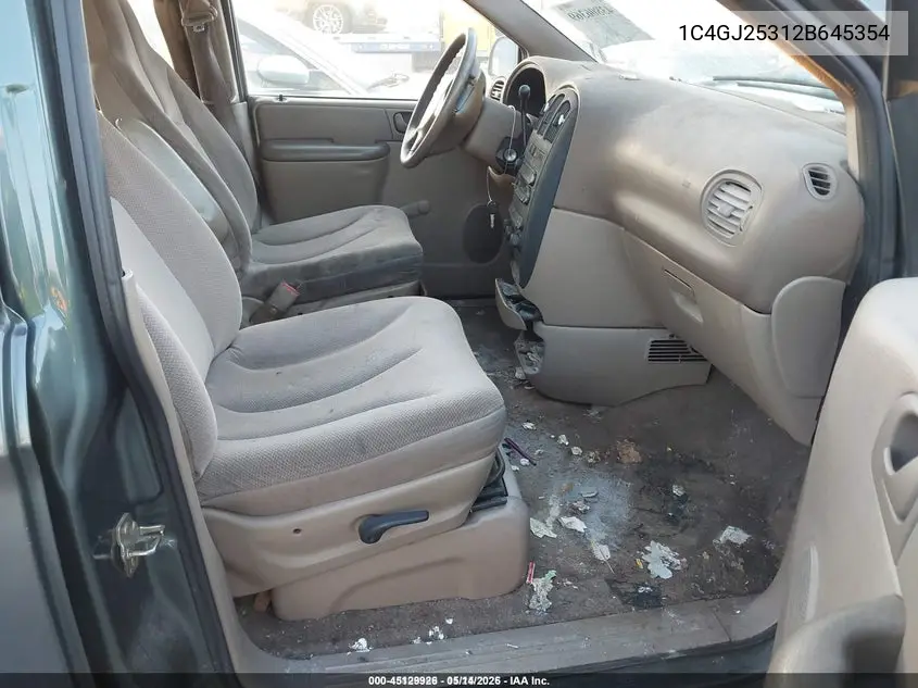 1C4GJ25312B645354 2002 Chrysler Voyager