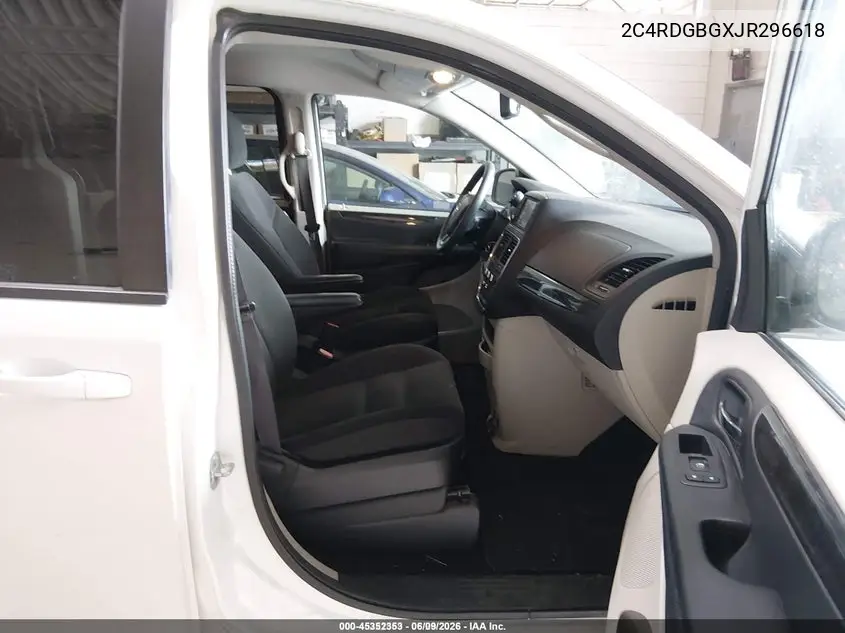 2018 Dodge Grand Caravan Se VIN: 2C4RDGBGXJR296618 Lot: 45352353