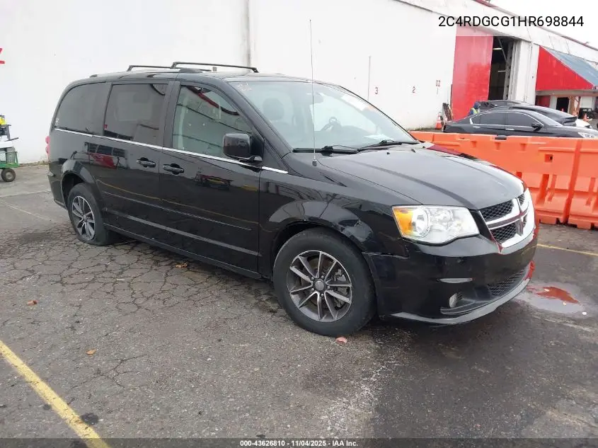 2C4RDGCG1HR698844 2017 Dodge Grand Caravan Sxt