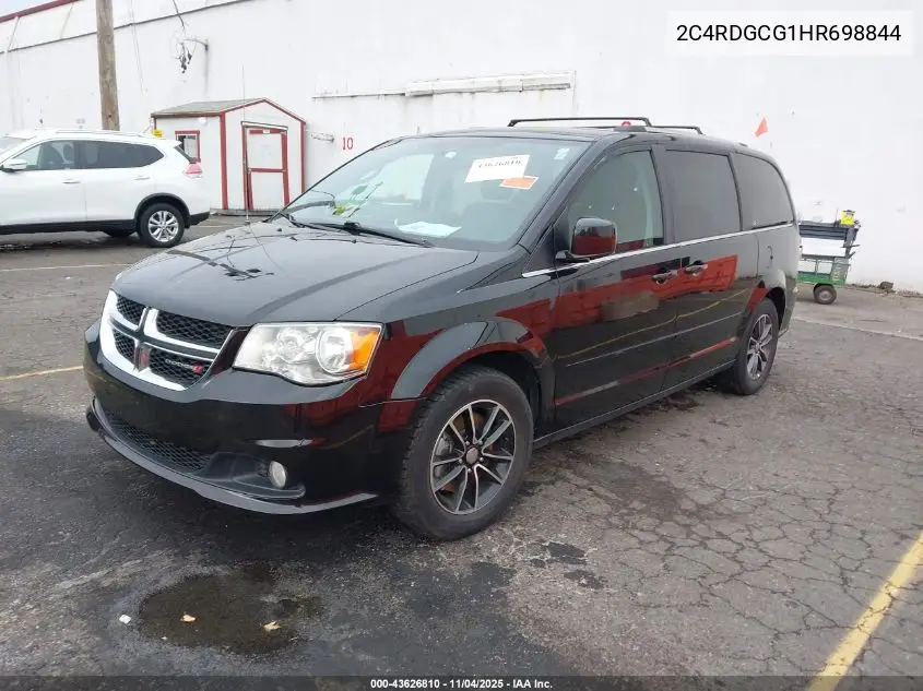 2C4RDGCG1HR698844 2017 Dodge Grand Caravan Sxt
