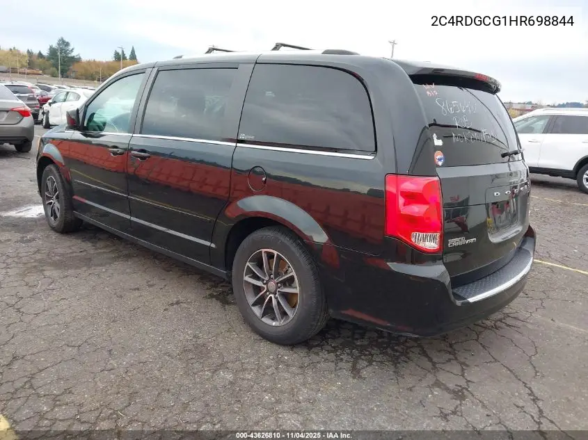 2C4RDGCG1HR698844 2017 Dodge Grand Caravan Sxt