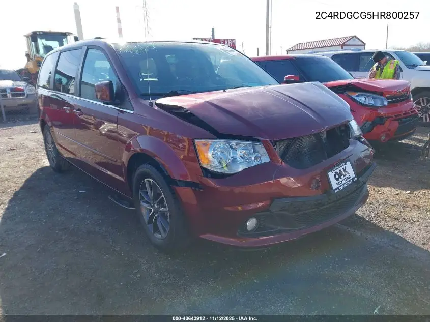 2C4RDGCG5HR800257 2017 Dodge Grand Caravan Sxt