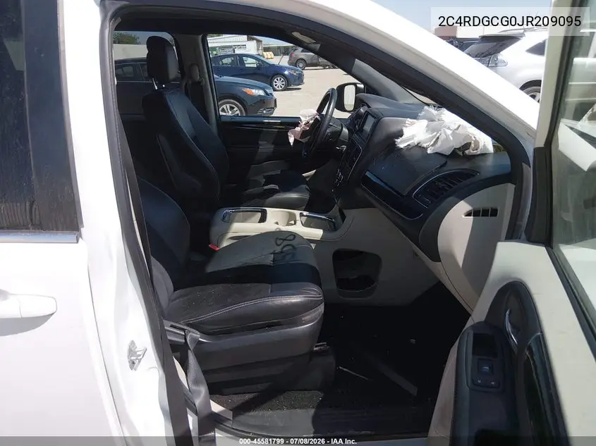 2018 Dodge Grand Caravan Sxt VIN: 2C4RDGCG0JR209095 Lot: 45581799