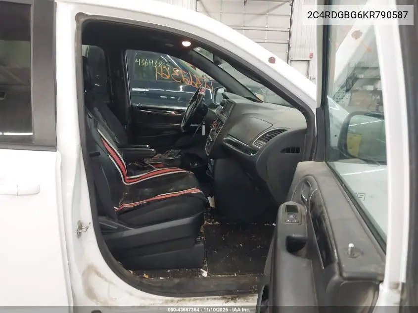 2C4RDGBG6KR790587 2019 Dodge Grand Caravan Se 35Th Anniversary Edition