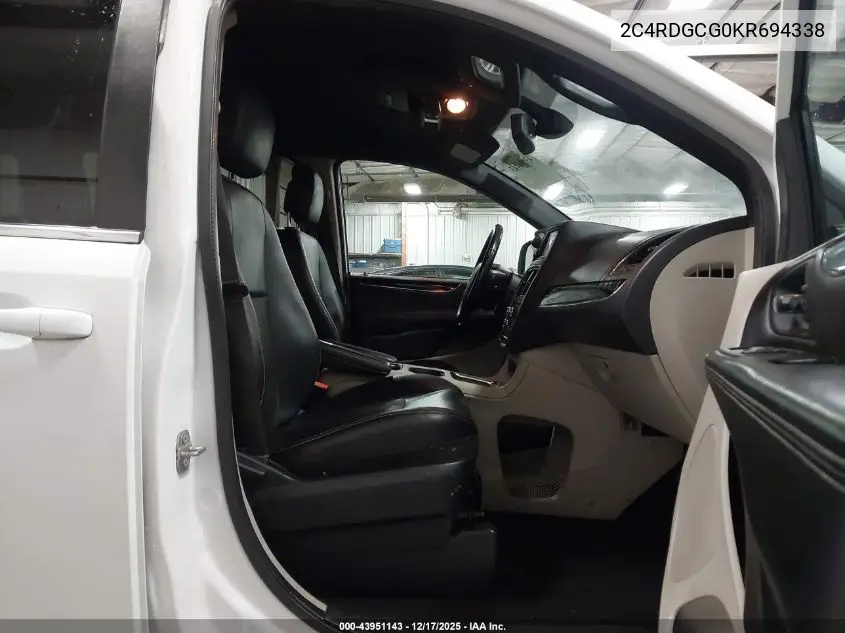 2C4RDGCG0KR694338 2019 Dodge Grand Caravan Sxt