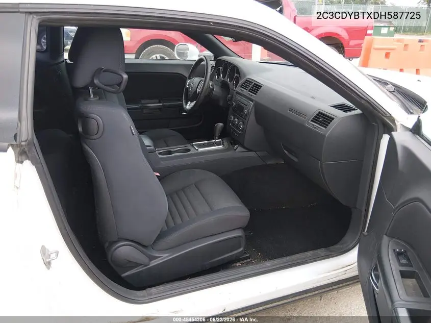 2013 Dodge Challenger R/T VIN: 2C3CDYBTXDH587725 Lot: 45454306