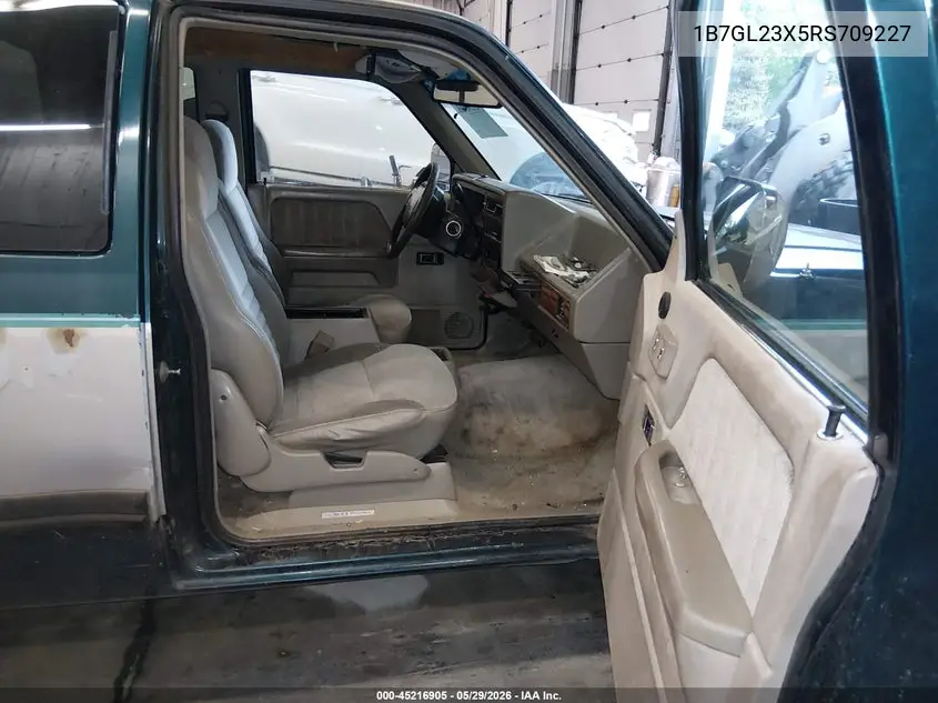 1994 Dodge Dakota VIN: 1B7GL23X5RS709227 Lot: 45216905