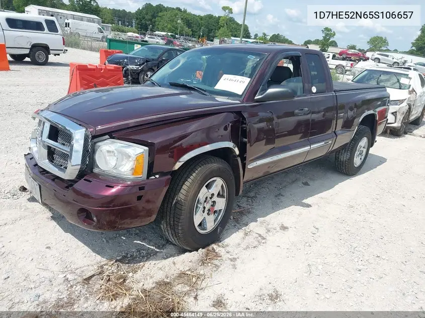 2005 Dodge Dakota Laramie VIN: 1D7HE52N65S106657 Lot: 45464149