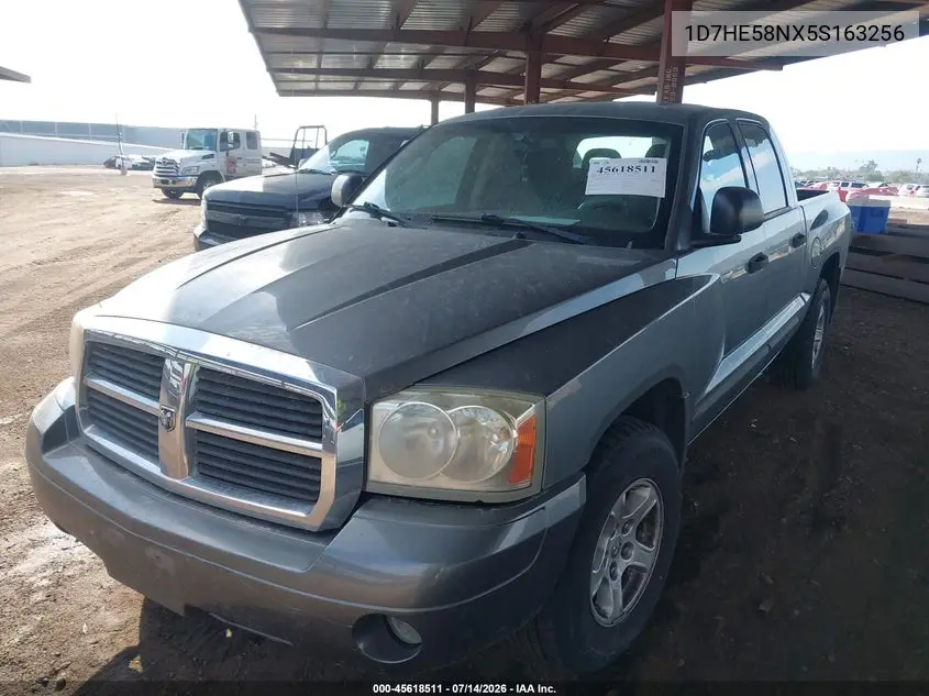 2005 Dodge Dakota Laramie VIN: 1D7HE58NX5S163256 Lot: 45618511