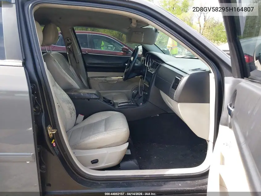 2005 Dodge Magnum Rt VIN: 2D8GV58295H164807 Lot: 44852157