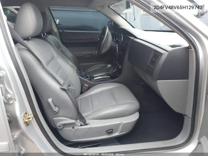 2005 Dodge Magnum Se VIN: 2D4FV48V65H129742 Lot: 45143103
