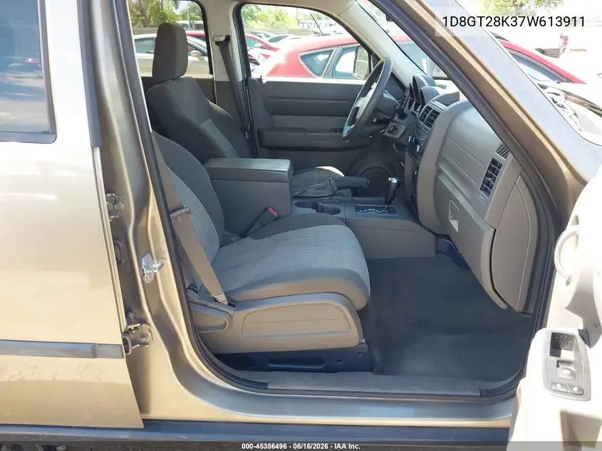 2007 Dodge Nitro Sxt VIN: 1D8GT28K37W613911 Lot: 45386496