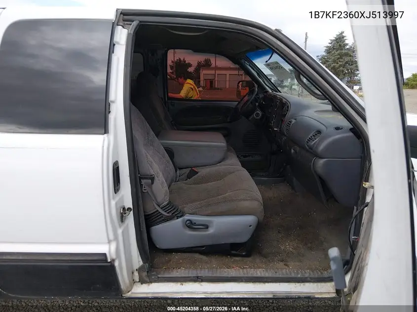 1999 Dodge Ram 2500 St VIN: 1B7KF2360XJ513997 Lot: 45204358