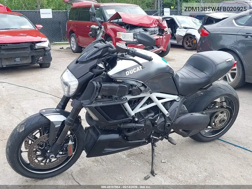 2015 Ducati Diavel VIN: ZDM13BSW4FB020925 Lot: 45107954