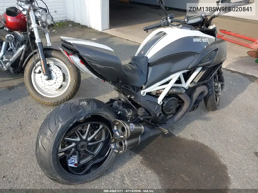2015 Ducati Diavel VIN: ZDM13BSW9FB020841 Lot: 45601371