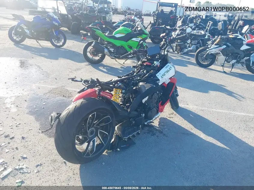 2023 Ducati Diavel V4 VIN: ZDMGAR1W0PB000652 Lot: 45070645