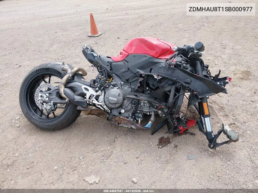 2025 Ducati Panigale V2/V2 S VIN: ZDMHAU8T1SB000977 Lot: 44847057