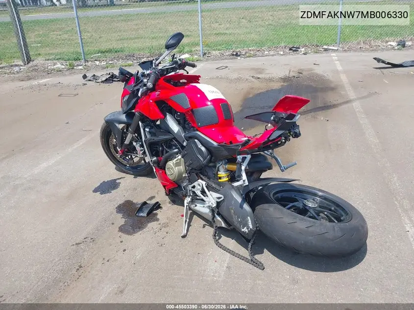 2021 Ducati Streetfighter V4/V4S VIN: ZDMFAKNW7MB006330 Lot: 45503390