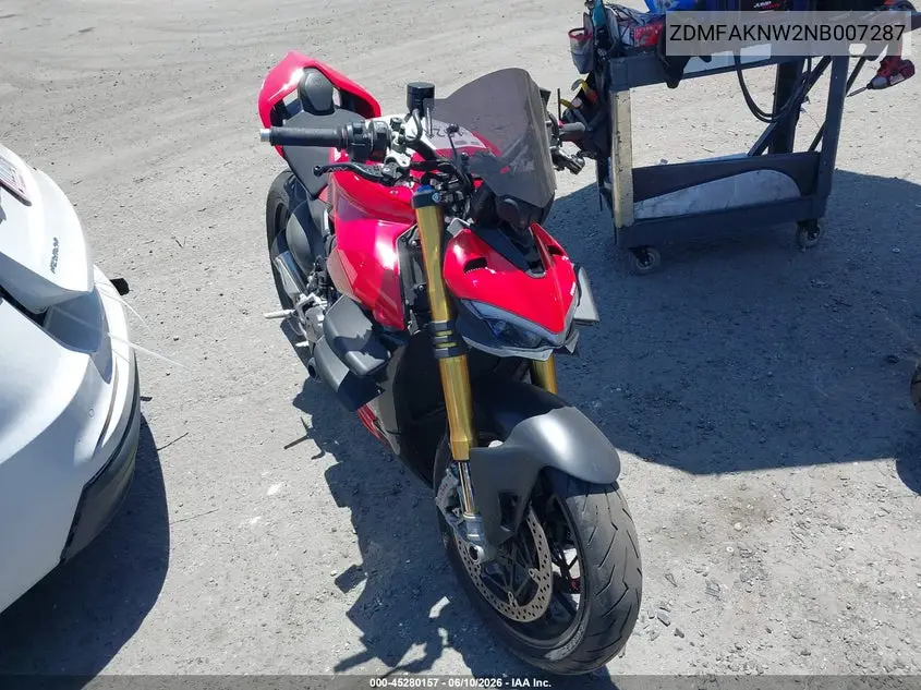 2022 Ducati Streetfighter V4/V4S VIN: ZDMFAKNW2NB007287 Lot: 45280157