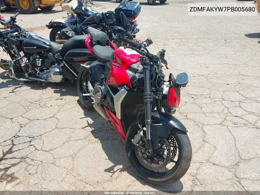 2023 Ducati Streetfighter V2 VIN: ZDMFAKYW7PB005680 Lot: 45504286
