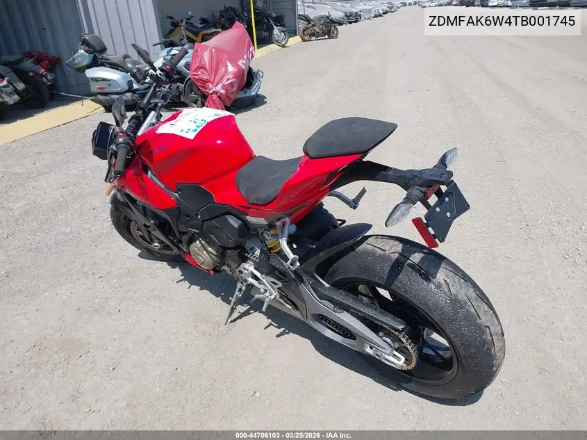 2026 Ducati Streetfighter V4/V4S VIN: ZDMFAK6W4TB001745 Lot: 44706103