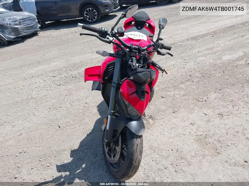 2026 Ducati Streetfighter V4/V4S VIN: ZDMFAK6W4TB001745 Lot: 44706103