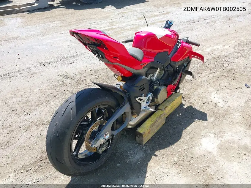 2026 Ducati Streetfighter V4/V4S VIN: ZDMFAK6W0TB002505 Lot: 45065254
