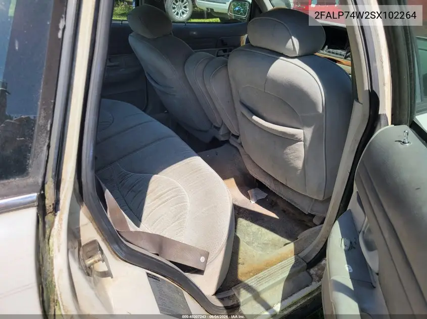 1995 Ford Crown Victoria Lx VIN: 2FALP74W2SX102264 Lot: 45307243